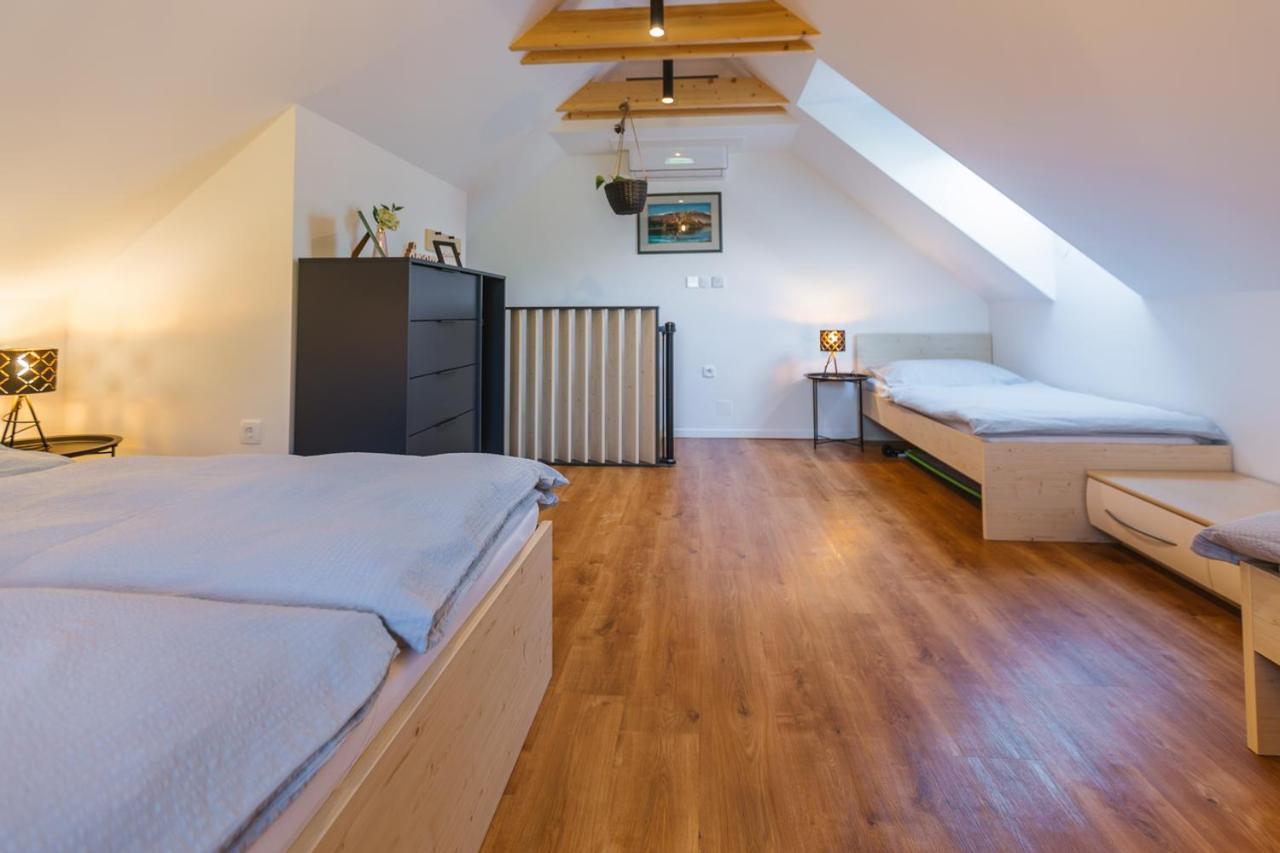 Maple & Pine Bled Apartment Luaran gambar