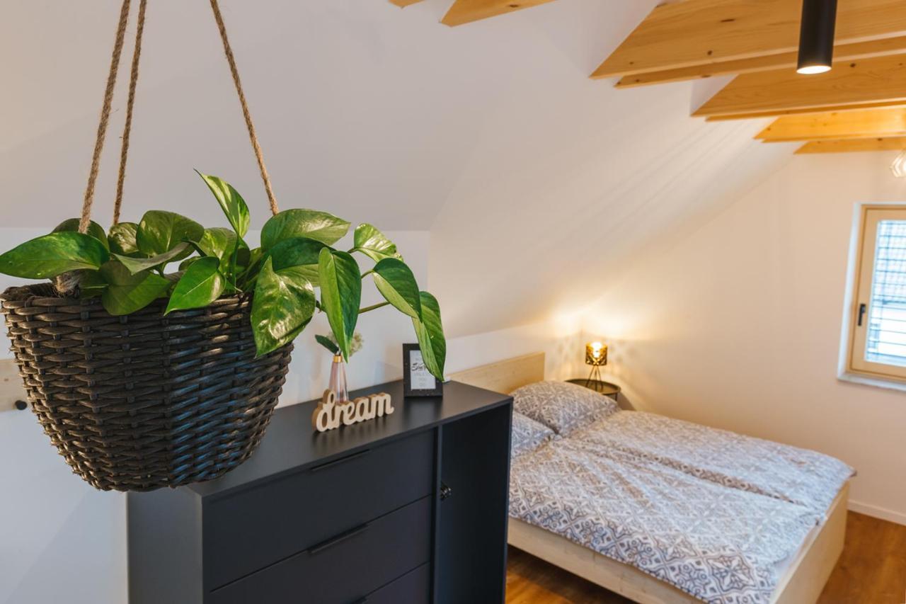 Maple & Pine Bled Apartment Luaran gambar